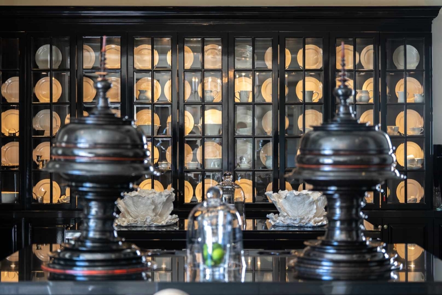 7 Bedroom Property for Sale in Fresnaye Western Cape